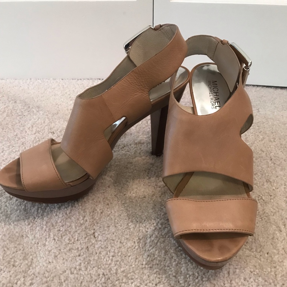 Michael Kors leather heel